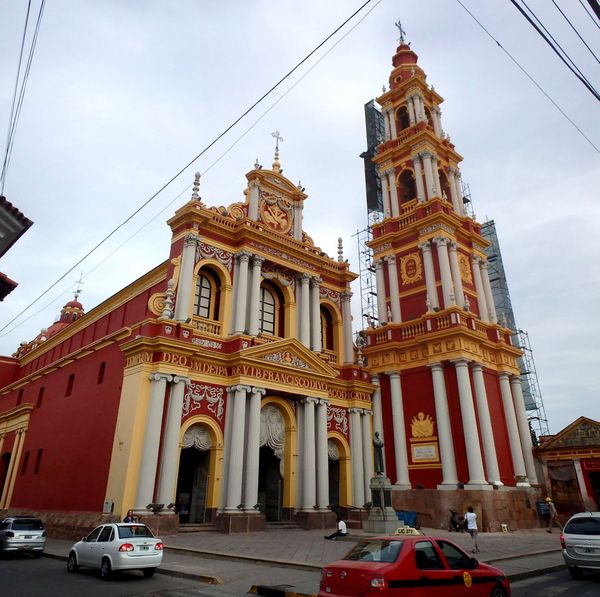 Iglesia de San Francisco finally became uncovered.